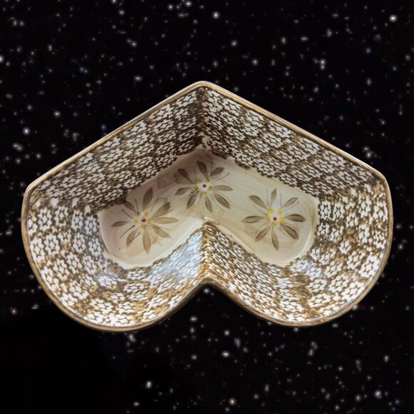 Temptations Ovenware by Tara Heart Shaped Green Bowl Old World 1QT FKI CERAMIC - Picture 10 of 10